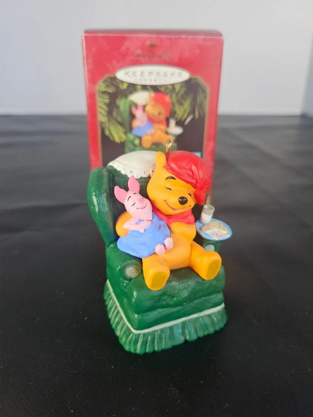 Vintage 1997 Hallmark Keepsakes Ornament 